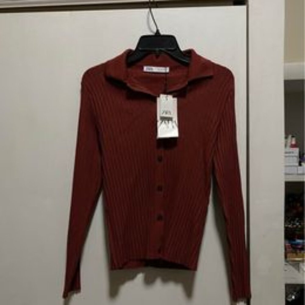 NWT Zara Ribbed Fitted Button Front Shirt with Collar